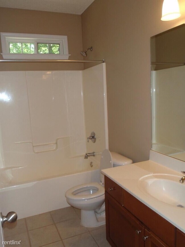 Building Photo - 5 br, 4 bath House - 230 Glade Knoll Trail...