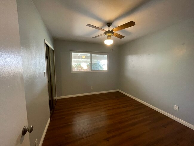 Building Photo - 4925 Tierra Baja Way