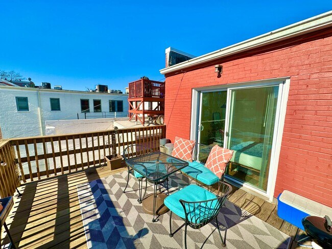 Building Photo - 0394 - Souliotis