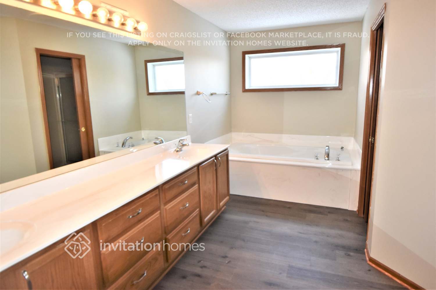 Building Photo - 7416 Aspen Cove S