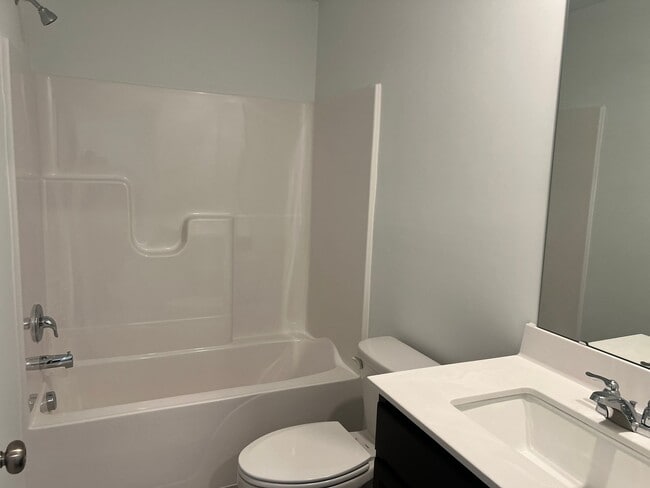 Building Photo - 1456 Jay Rd