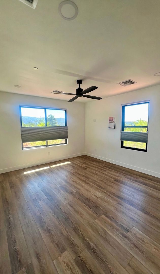 Building Photo - 485 Windsong Dr