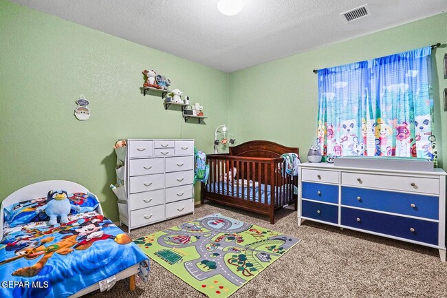 Building Photo - 7045 Eagle Nest Ct
