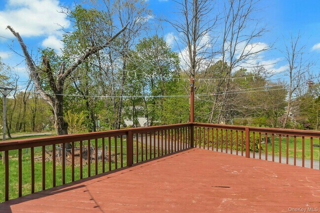 Building Photo - 22 Firth St