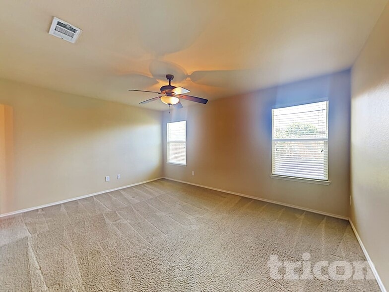 Building Photo - 7028 Derbyshire Dr