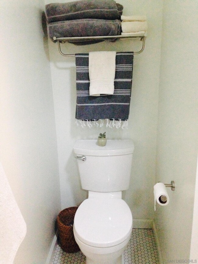 Building Photo - 357 Winsome Pl