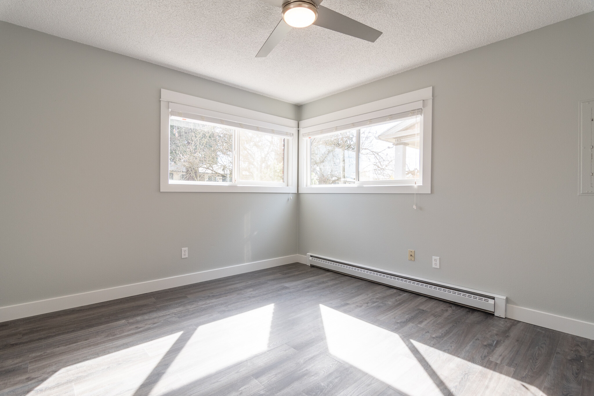 Building Photo - 1809 NE 21st Ave