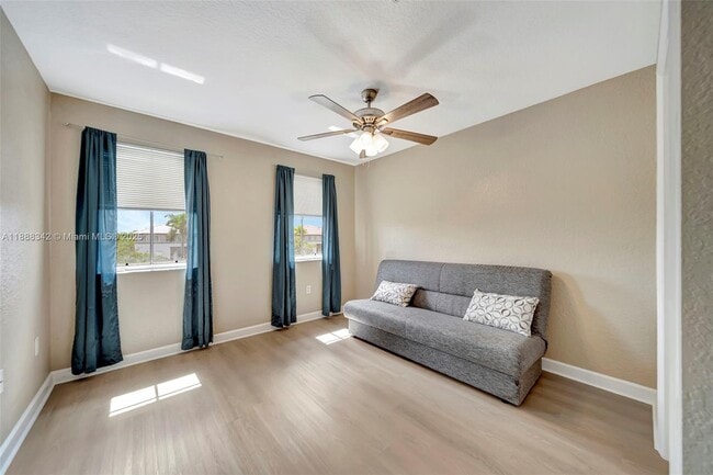 Building Photo - 4361 SW 160th Ave
