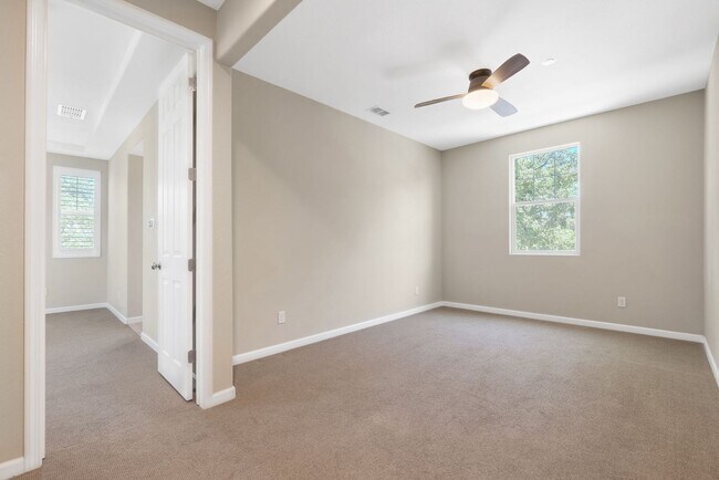 Building Photo - Beautiful East Davis Home