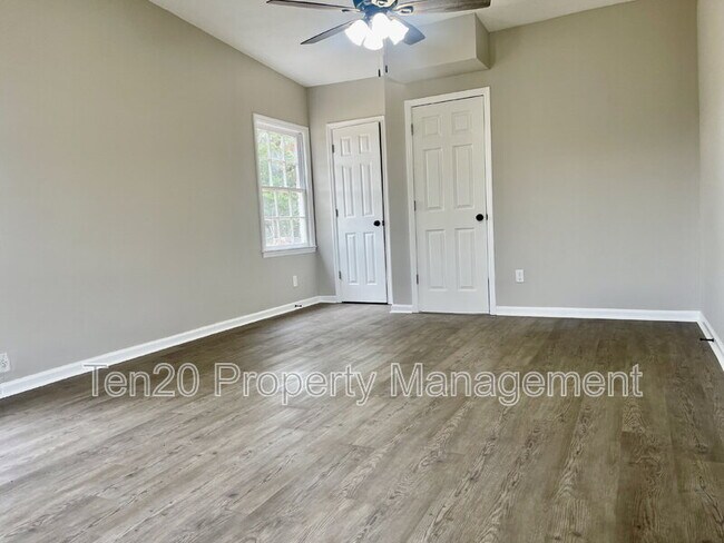 Building Photo - 4839 Allen St