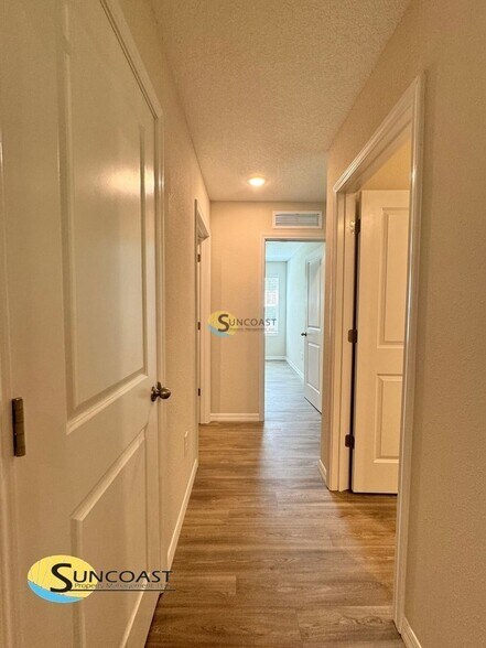 Building Photo - 8175 Golden Bamboo Dr