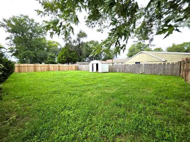 Building Photo - 1209 Belmont Ave