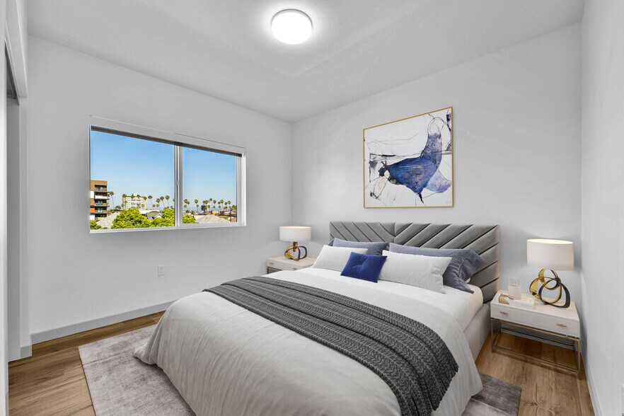 Building Photo - 1240 Magnolia Ave