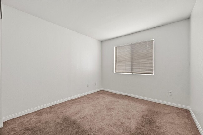 Building Photo - 2972 Juniper Hills Blvd