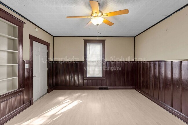 Building Photo - 409 Harrison Ave