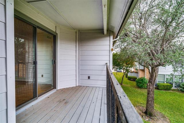 Building Photo - 15151 Berry Trail