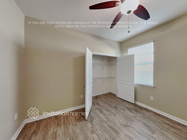 Building Photo - 11604 Warren Oaks Pl