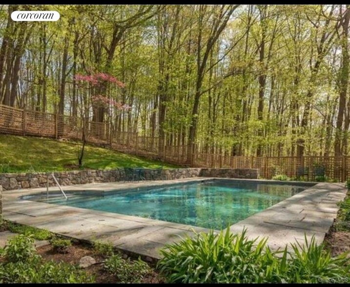 Primary Photo - 318 Titicus Rd