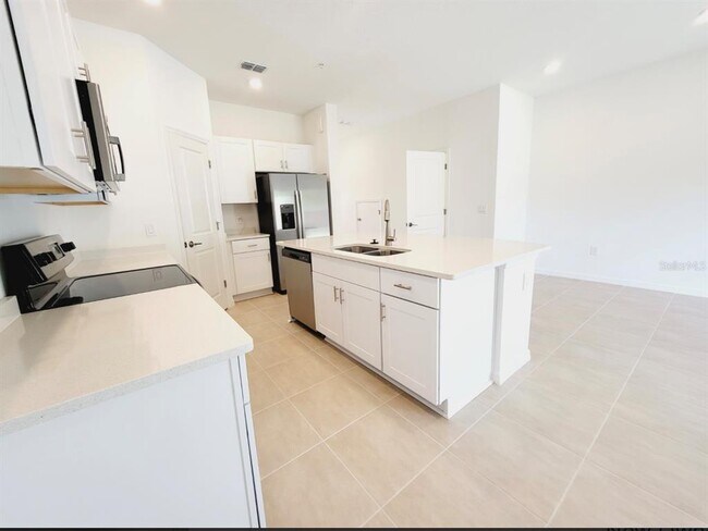 Building Photo - 1811 Roosevelt Pl