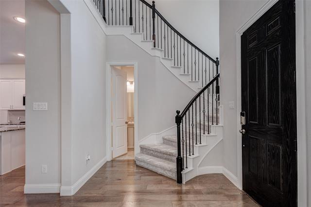 Building Photo - 4248 Del Rey Ave