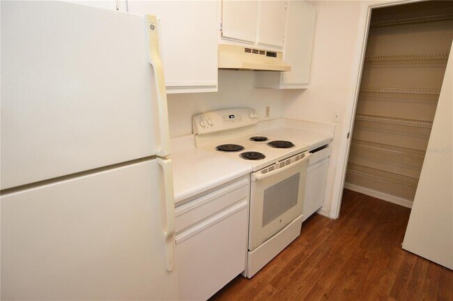 Building Photo - 11901 4th St N