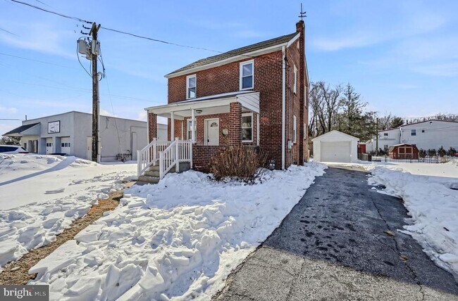 Building Photo - 816 Washington St