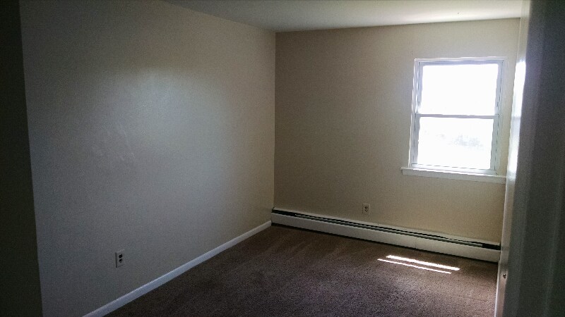 Building Photo - 2405 Walnut Ridge Dr