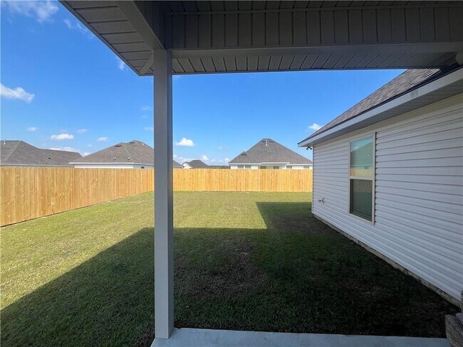 Building Photo - 46062 Terra Cotta Ct