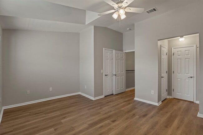 Building Photo - 8015 Ederville Cir