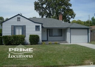 Building Photo - Remodeled Sacramento Gem