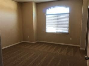 Building Photo - 2880 Donnell Dr