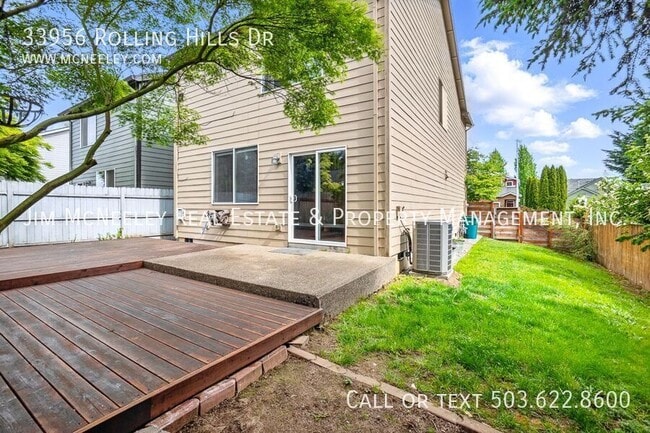 Building Photo - 33956 Rolling Hills Dr