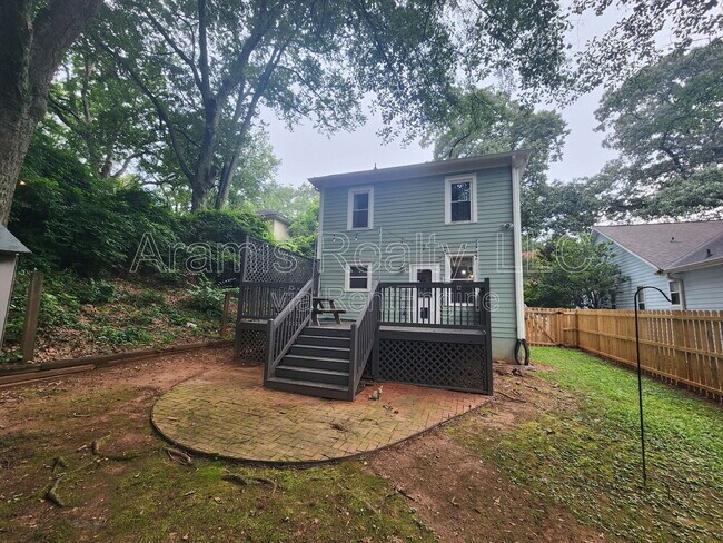 Building Photo - 613 Home Avenue SE