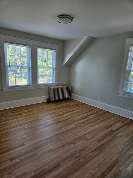 Building Photo - 15A Starkey Ave