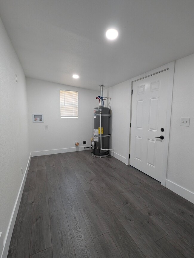 Building Photo - 3733 Myers St