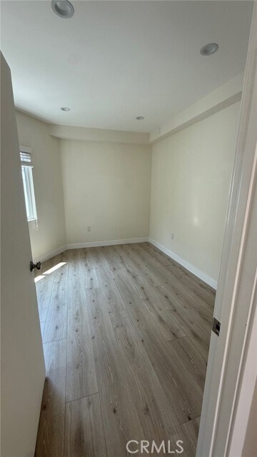 Building Photo - 9343 Crystal View Dr