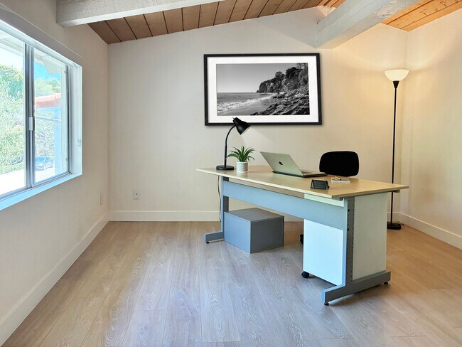 Building Photo - 28218 Rey De Copas Ln