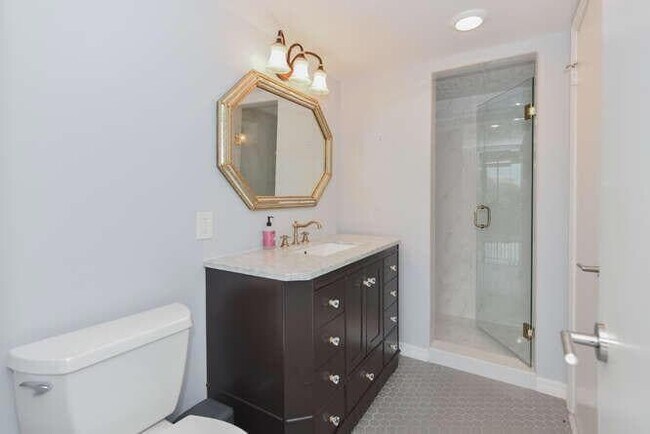 Building Photo - 1605 S US Hwy 1