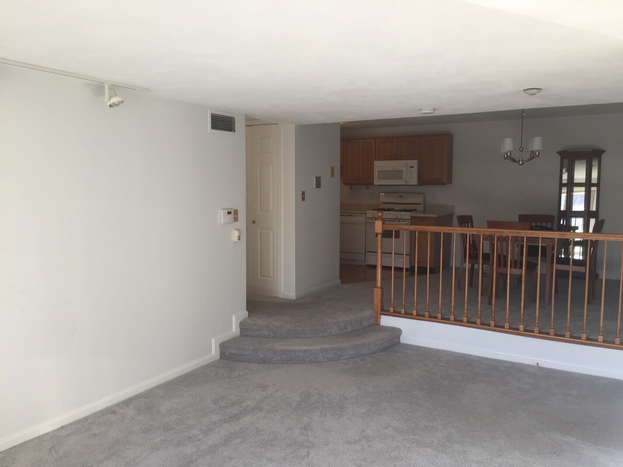 Building Photo - 1216 VFW Parkway