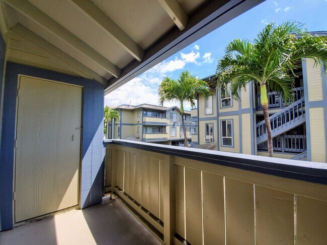 Building Photo - For Rent | 1 bedroom, 1 bath upstairs corner unit located in Sun Rise with 1 assigned parking stall