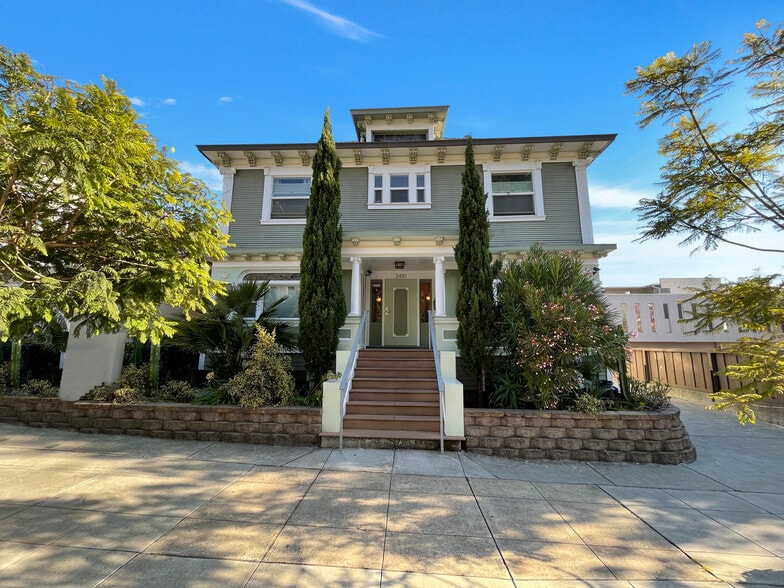 Exterior - 2410 Russell St