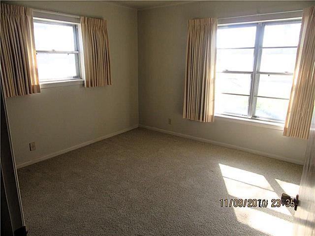 Building Photo - 200 Texoma Dr