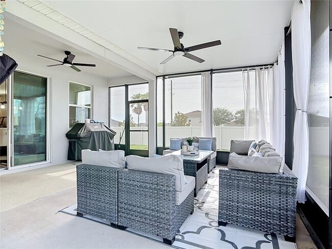 Building Photo - 504 Twin Bowfish Way
