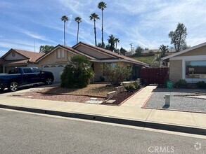 Building Photo - 27275 El Puente St