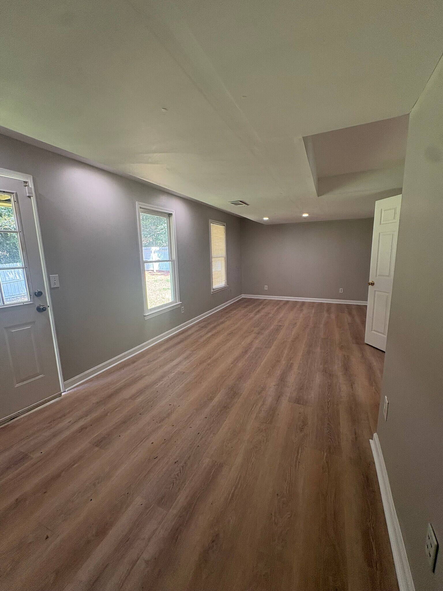 Building Photo - 2700 Fort Daniels Dr