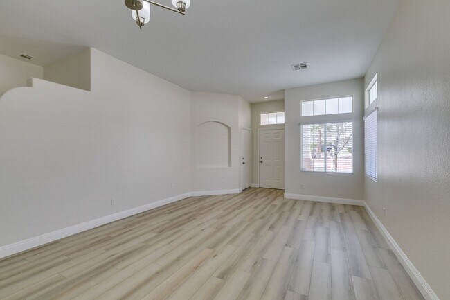 Building Photo - Newly Renovated 3-Bedroom Home in Summerlin