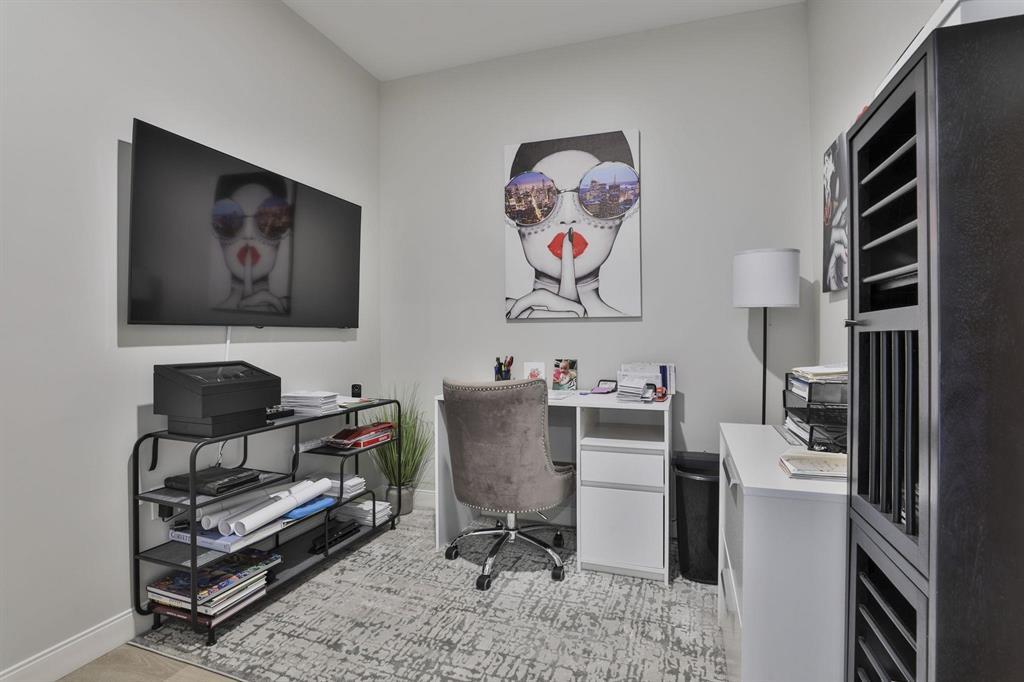 Building Photo - 18 Artisan Dr