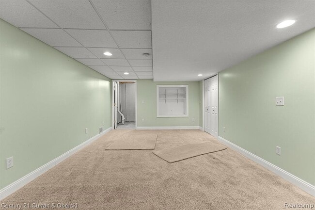 Building Photo - 7164 Richmond Dr