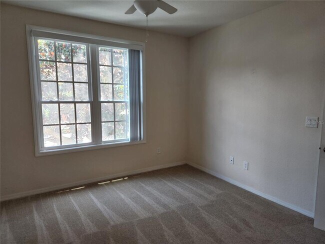 Building Photo - 4174 Central Sarasota Pkwy