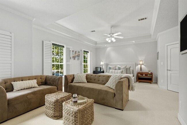 Building Photo - 1044 Memorial Village Dr